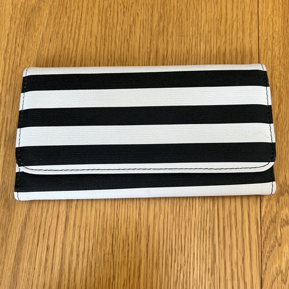 Kut from the Kloth Handbags - KUT from the kloth White & Black striped Wallet EUC